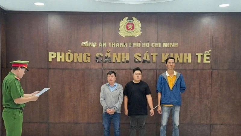 Thủ đoạn trục lợi của Đội trưởng hỏa táng Bình Hưng Hòa trong dịch Covid-19