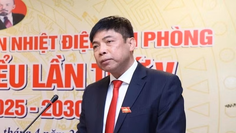 Bắt Tổng Giám đốc Nhiệt điện Hải Phòng Dương Sơn Bá vì làm giả tài liệu