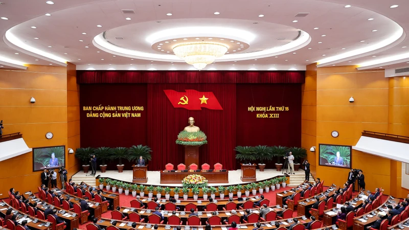 Trung ương thống nhất thông qua báo cáo về công tác nhân sự của Đảng