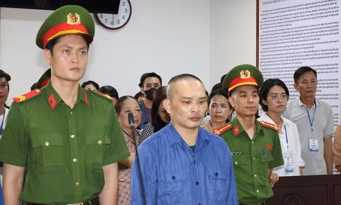 Giang hồ mạng Tiến "Bịp" lĩnh 8 năm tù vì ma túy