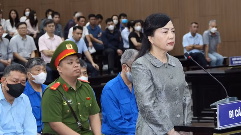 Cựu Bộ trưởng y tế Nguyễn Thị Kim Tiến bị đề nghị 5-6 năm tù