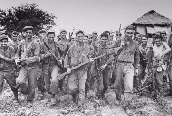 Thủ đoạn đánh lạc hướng này đã thu hút sự chú ý của lính gác Nhật Bản để lực lượng Đồng minh gồm 133 lính Mỹ cùng khoảng 250 lính Philippines tấn công trại tù binh.