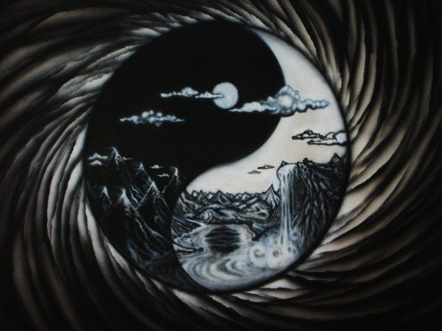 Theo đó, khi Chu Nguyên Chương dự định đóng đô ở Kim Long, Lưu Bá Ôn chọn đất ở hồ Trúc Tiền làm nền chính điện, nhưng Chu Nguyên Chương nói nơi này quá nhỏ, nên cho người nới rộng mặt bằng ra sau cho thêm lớn.