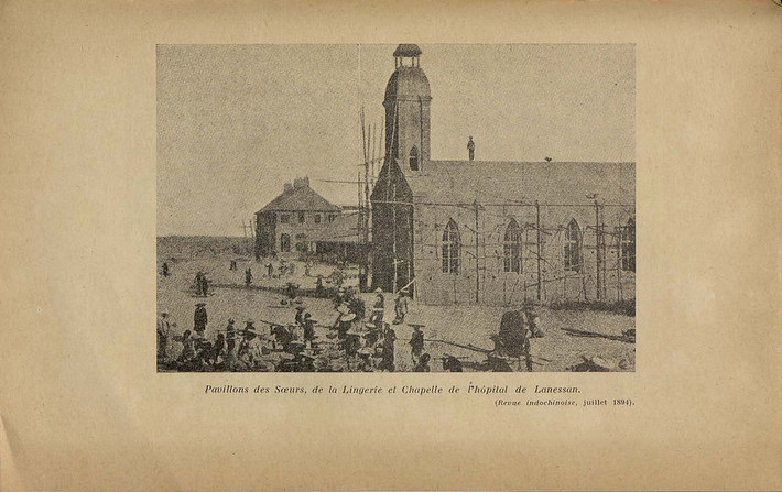 Nhà nguyện của Bệnh viện Lanessan đang được hoàn thiện, hình ảnh đăng trên tạp chí Đông Dương, tháng 7/1894.