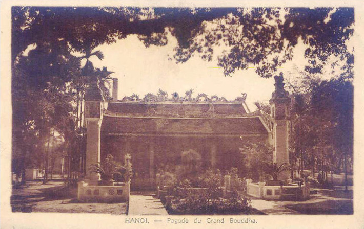 Một hình ảnh khác về khu điện thờ.