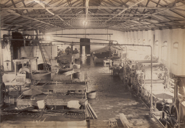 Bên trong một nhà xưởng ở Hà Nội.