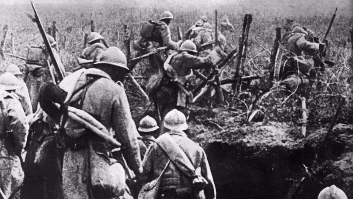 Theo thống kê, hơn 27.000 lính Pháp đã mất mạng dưới họng súng quân Đức. Đây được coi là trận đánh đẫm máu nhất trong một ngày trong lịch sử Pháp.