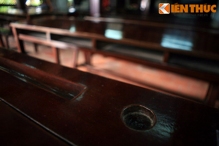 Đến tháng 2/1911, thầy giáo Nguyễn Tất Thành rời trường Dục Thanh vào Sài Gòn với giấy thông hành tên Văn Ba do các cụ Trần Lệ Chất và Hồ Tá Bang lo giúp. Ngày 05/6/1911, Người rời cảng Nhà Rồng để ra đi tìm đường cứu nước. Vì nhiều lý do khác nhau mà trường Dục Thanh đóng cửa vào năm 1912.