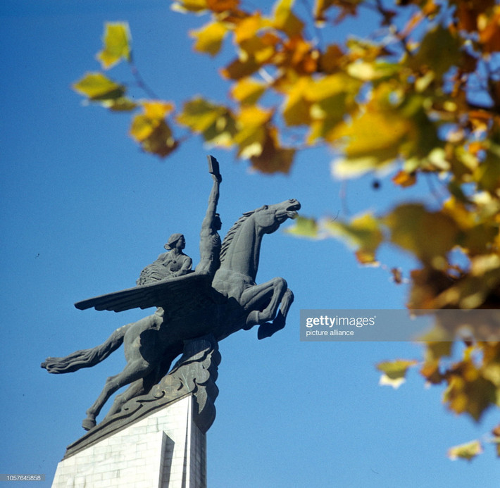 Tượng đài Thiên Lý Mã ở thủ đô Bình Nhưỡng.