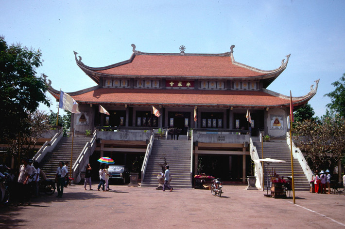 Toàn cảnh khu chính điện của chùa Vĩnh Nghiêm, Sài Gòn năm 1989. Ảnh: Elmar / Flickr.