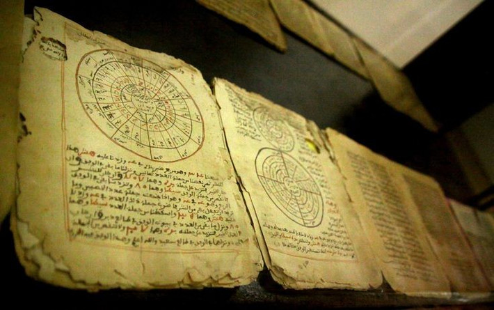 Thư viện Ahmed Baba là trung tâm bảo tồn lớn nhất. Nơi đây lưu trữ hàng chục nghìn bản thảo được số hóa. Ảnh: Pinterest.