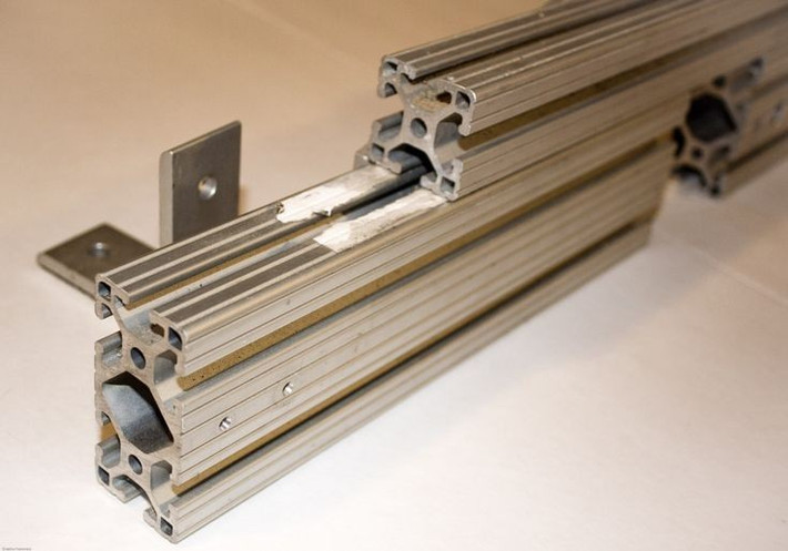  Ứng dụng trong mọi lĩnh vực. Từ lon nước, khung cửa đến tàu vũ trụ đều dùng nhôm. Ảnh: Pinterest.