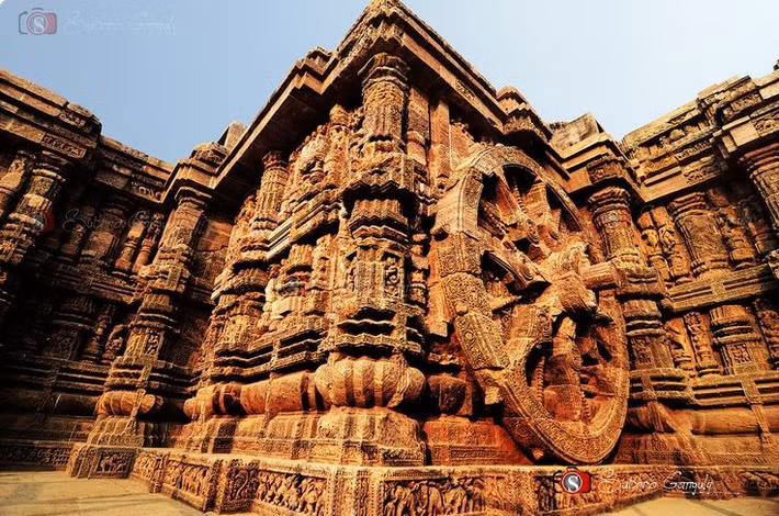  Đền Konark được UNESCO công nhận Di sản Thế giới năm 1984. Tầm vóc thế giới của ngôi đền nằm ở giá trị kiến trúc, nghệ thuật và tôn giáo đặc biệt của nền văn minh Ấn Độ trung cổ. Ảnh: Pinterest.