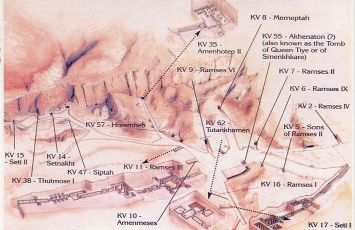 Chứa hơn 60 ngôi mộ hoàng gia. Thung lũng các Vị Vua là nơi an táng các Pharaoh từ Vương triều thứ 18 đến 20, bao gồm cả Tutankhamun, Pharaoh được biết đến với xác ướp được bảo tồn hoàn hảo. Ảnh: Pinterest.