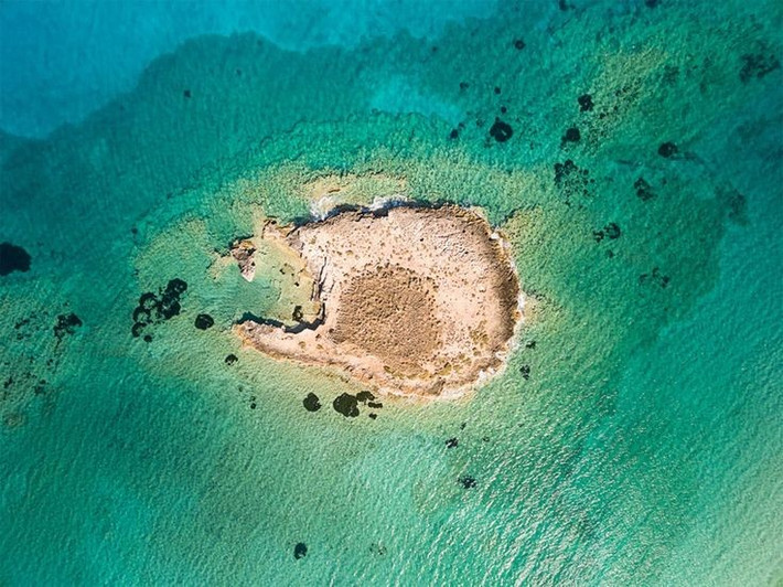  Ứng dụng công nghệ khảo cổ hiện đại. Gần đây, việc sử dụng quét sonar và lập bản đồ 3D dưới nước giúp hoạt động nghiên cứu Pavlopetri có nhiều tiến triển mới. Ảnh: Pinterest.