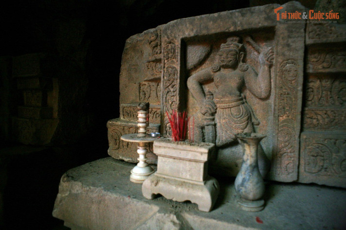 Là nơi giao thoa tín ngưỡng. Phật giáo, tín ngưỡng dân gian và văn hóa Chăm đều để lại dấu vết trong các công trình tâm linh ở Ngũ Hành Sơn.