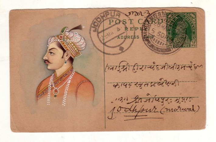  Hoàng đế Akbar nổi tiếng khoan dung. Akbar Đại đế khuyến khích đối thoại tôn giáo, tôn trọng các tín ngưỡng khác và cấm phân biệt tôn giáo trong triều đình. Ảnh: Pinterest.