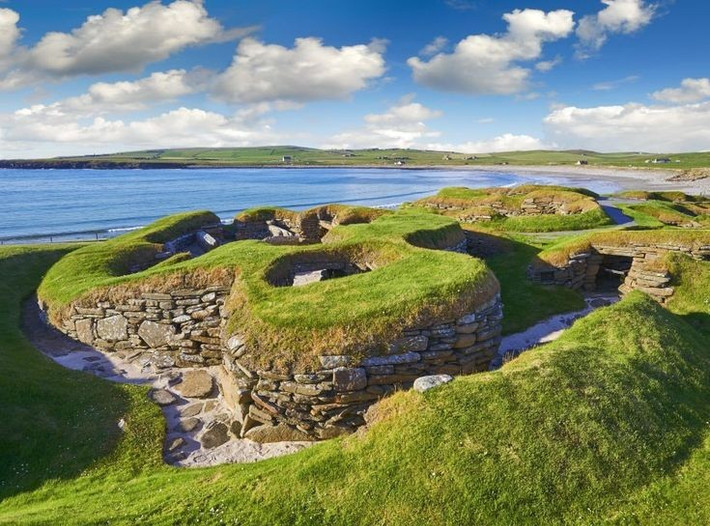  Được UNESCO công nhận Di sản Thế giới. Ngày nay, Skara Brae là một phần của Di sản thế giới Di chỉ thời đồ đá mới ở Orkney, thu hút hàng nghìn du khách mỗi năm. Ảnh: Pinterest.