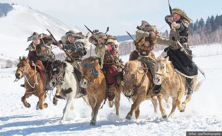  Ảnh hưởng đến chiến thắng toàn cầu. Sự kết hợp giữa chiến thuật thiên tài và giống ngựa ưu việt đã giúp quân Mông Cổ đánh bại nhiều đạo quân lớn từ Trung Quốc, Trung Á đến châu Âu. Ảnh: Pinterest.