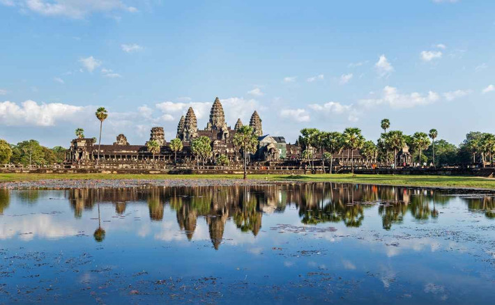  Thành tựu vĩ đại nhưng mong manh. Sự phụ thuộc lớn vào thủy lợi khiến Angkor dễ tổn thương trước biến đổi khí hậu, góp phần vào sự suy tàn của văn minh Khmer cổ. Ảnh: mysiemreaptours.com.