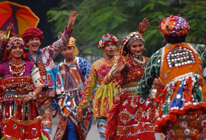  Phân bố rộng khắp miền Tây Ấn Độ. Người Bhil sinh sống chủ yếu ở các bang như Rajasthan, Gujarat, Madhya Pradesh và Maharashtra. Ảnh: Pinterest.