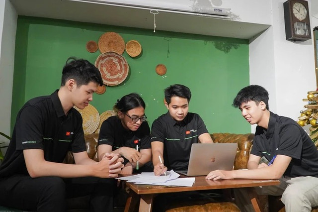 Nhóm sinh viên triển khai xây dựng Công cụ lọc website lừa đảo https://ai.chongluadao.vn chong-lua-dao-2.png