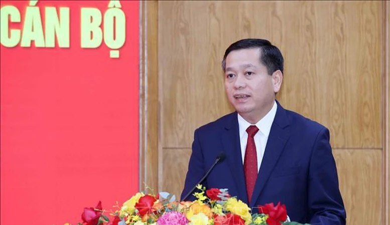 Cải cách tổ chức và nâng cao năng lực tham mưu của Đảng bộ trung ương