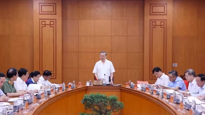 Không để xã hội giàu lên về vật chất nhưng nghèo đi về văn hóa