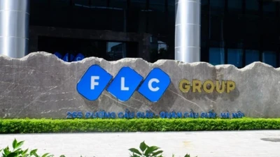 Ngân hàng rao bán 2 khoản nợ liên quan Tập đoàn FLC