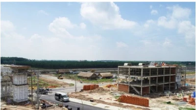 Gỡ vướng để cấp sổ cho loạt nhà phố, đất nền