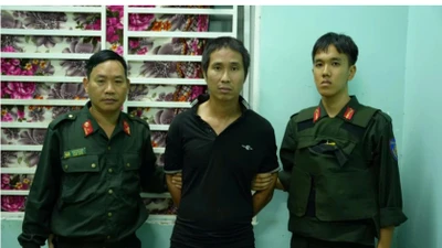 Vụ thảm án làm 3 người tử vong ở Đồng Nai: Công an thực nghiệm hiện trường