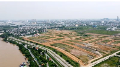 Ngân hàng rao bán khoản nợ trăm tỷ của Bất động sản An Phát