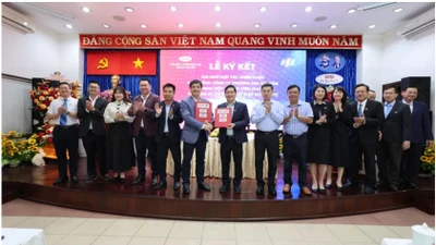 Hai ông lớn SATRA và FPT bắt tay hợp tác chiến lược