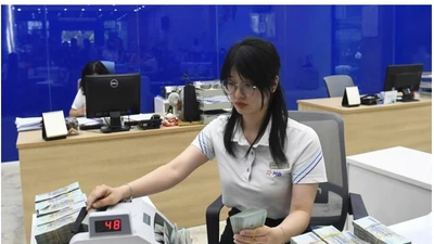 Nhiều ngân hàng công bố lợi nhuận tỉ đô