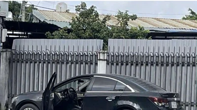 Phát hiện thi thể cô gái trong cốp ô tô đậu ven đường ở TP HCM