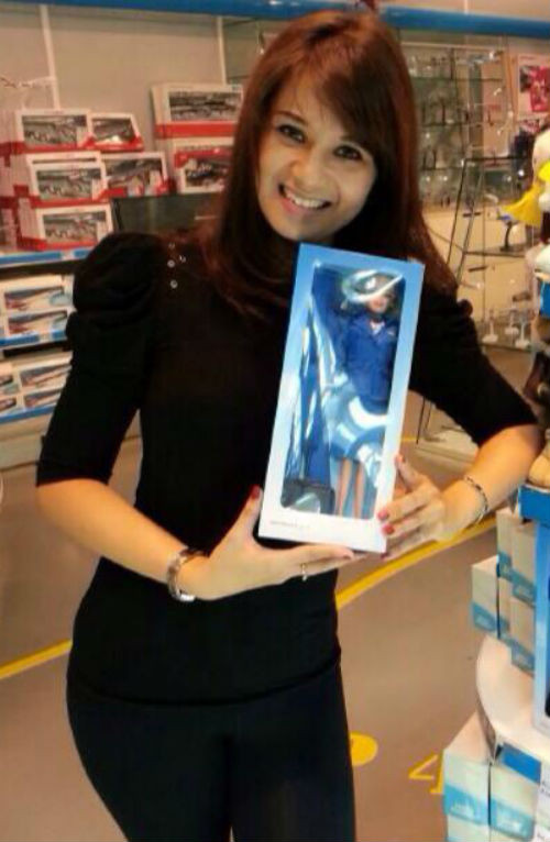 Tiếp viên Angeline Premila Rajandaran trên chuyến bay MH17. Tiếp viên Angeline Premila Rajandaran trên chuyến bay MH17.