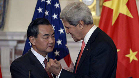 Ngoại trưởng Mỹ John Kerry và Ngoại trưởng Trung Quốc Vương Nghị. Ngoại trưởng Mỹ John Kerry và Ngoại trưởng Trung Quốc Vương Nghị.