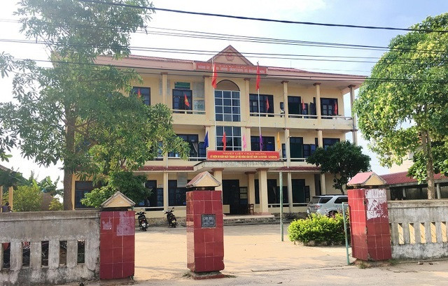 Hàng chục người chết bất ngờ 'sống lại' để ký tặng, cho đất Hang chuc nguoi chet bat ngo 'song lai' de ky tang, cho dat