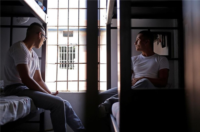 Bàn thờ tử thần trong nhà tù nguy hiểm bậc nhất Mexico - Hình 13 Ban tho tu than trong nha tu nguy hiem bac nhat Mexico-Hinh-13