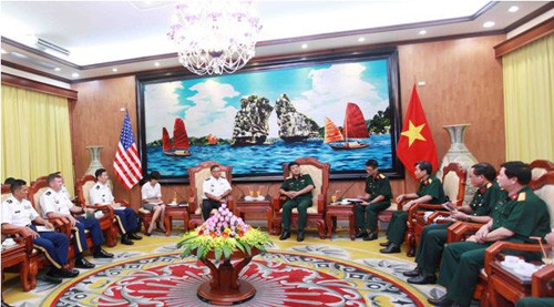 Toàn cảnh buổi tiếp hiếu tướng Gari Her sang Việt Nam dự tham vấn Lục quân song phương Việt Nam - Mỹ lần thứ 3. Toàn cảnh buổi tiếp hiếu tướng Gari Her sang Việt Nam dự tham vấn Lục quân song phương Việt Nam - Mỹ lần thứ 3.