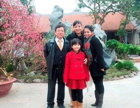 Gia đình nhỏ của Chiều Xuân. Gia đình nhỏ của Chiều Xuân.