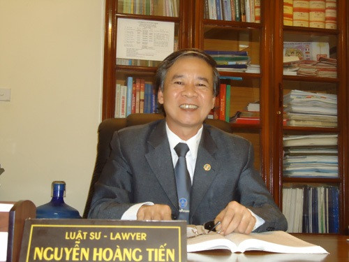 Luật sư Nguyễn Hoàng Tiến.