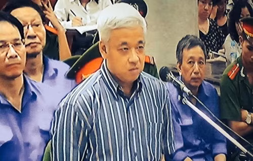 Bị cáo Nguyễn Đức Kiên tại tòa.