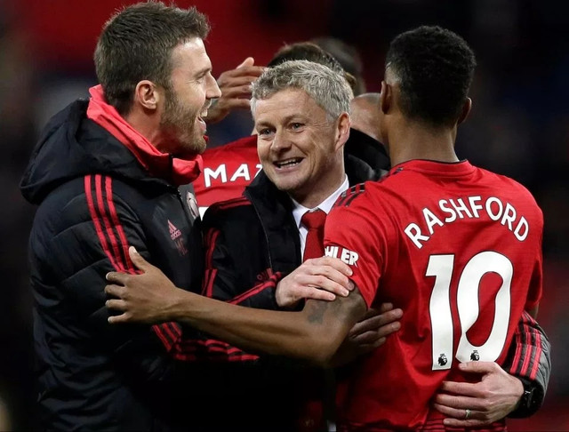 Ole Gunnar Solskjaer sẽ được bổ nhiệm làm huấn luyện viên chính thức của MU Ole Gunnar Solskjaer se duoc bo nhiem lam huan luyen vien chinh thuc cua MU