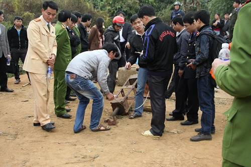 Nguyên nhân sập cầu là do trục thanh neo gửi đến giám định không đúng với tiêu chuẩn kỹ thuật so với bản vẽ thiết kế.