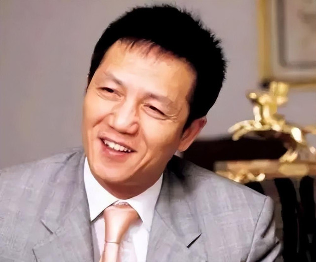 Đại gia Trung Quốc đi tù chi tiền lắp điều hòa các phòng giam Dai gia Trung Quoc di tu chi tien lap dieu hoa cac phong giam