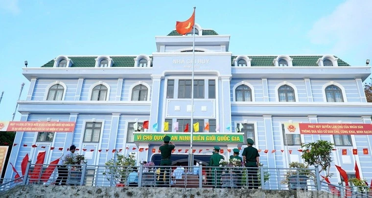 Cà Mau: Hơn 450 cử tri tại cụm đảo Hòn Chuối, Hòn Khoai đi bầu cử sớm