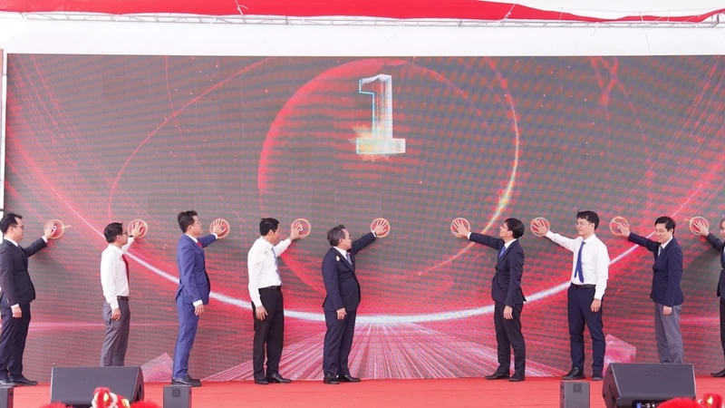 Khánh Hòa đồng loạt khởi công, khánh thành 5 dự án trọng điểm