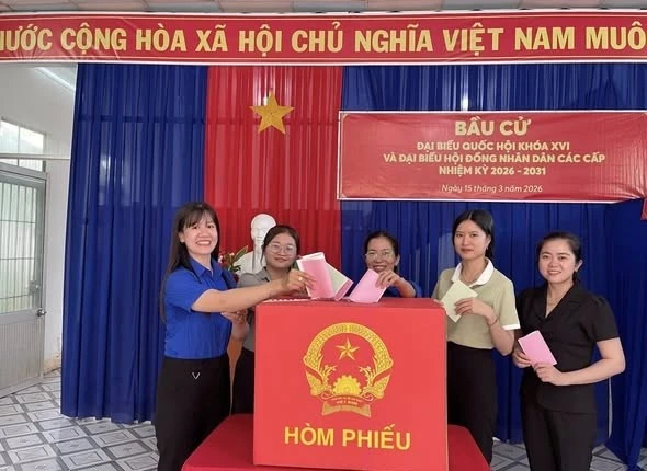 Cà Mau ghi nhận 10 xã, phường hoàn thành 100% cử tri bỏ phiếu