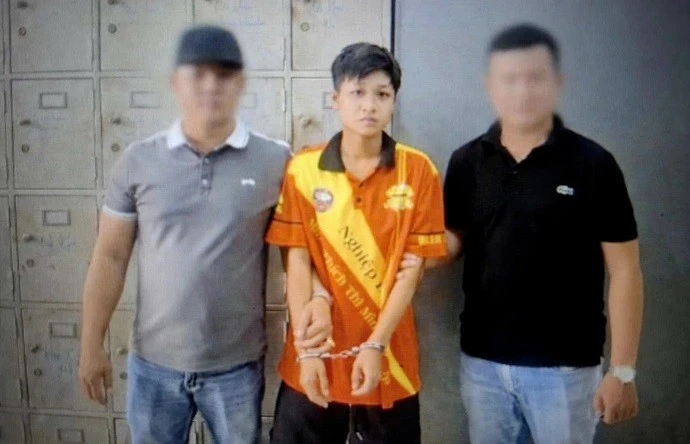 Bắt giữ đối tượng truy nã về tội trộm cắp tài sản tại Cà Mau